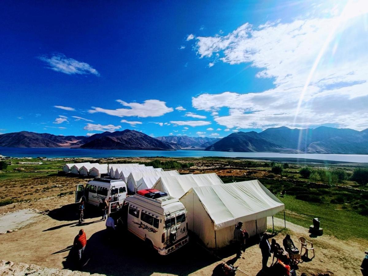 Camp Redstart Hotel Leh Ngoại thất bức ảnh